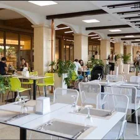 Apartament Premier *