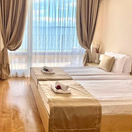 Apartament Premier *